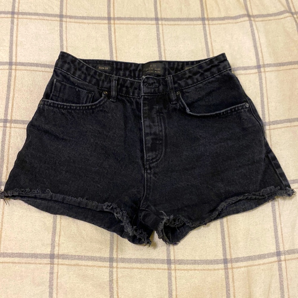 High Rise Size 26 Grey/Black Jean Shorts